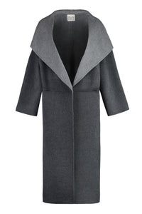 Wool and cashmere coat